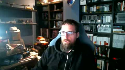 MeStef online show from April 3, 7:21 pm