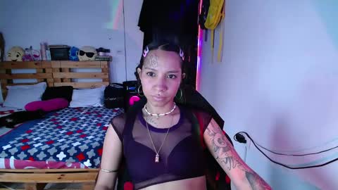   online show from March 1, 10:58 pm