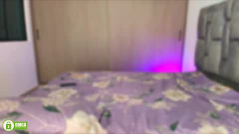 steiisy599 online show from November 25, 2:43 am