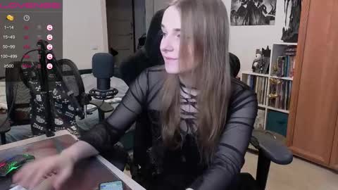 Snapshot of stella_and_carol chatting on September 16, 2:53 pm Diana online show from September 16, 2:53 pm