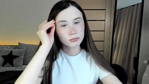 stella_sunny online show from February 6, 6:43 pm