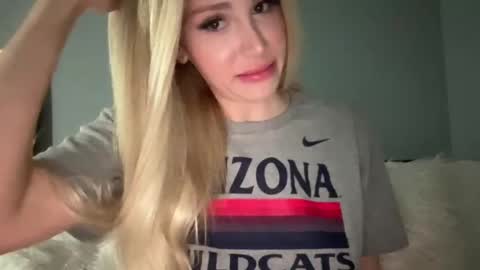 Stella Bella online show from March 4, 6:04 am