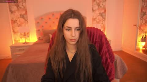 stellahoneywell online show from December 15, 2:57 pm