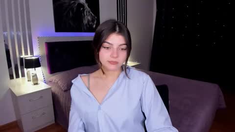 StellaRainbow online show from April 12, 9:24 am