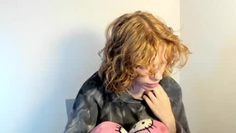 S T E L L A online show from October 21, 11:37 am