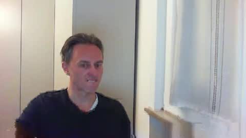 Snapshot of sten015 chatting on January 27, 4:43 pm sten015 online show from January 27, 4:43 pm