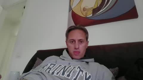 Snapshot of sten015 chatting on October 14, 12:41 pm sten015 online show from October 14, 12:41 pm