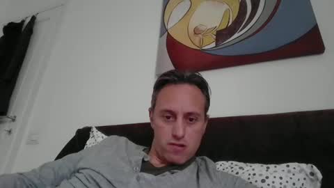 Snapshot of sten015 chatting on February 11, 2:02 pm sten015 online show from February 11, 2:02 pm