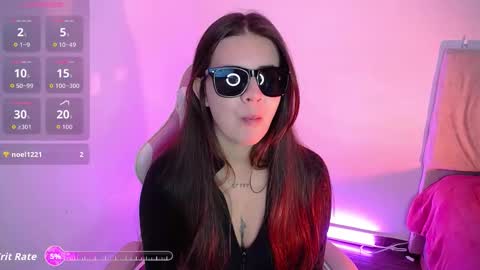 Snapshot of stepha_sweet chatting on October 21, 1:33 am Emma online show from October 21, 1:33 am