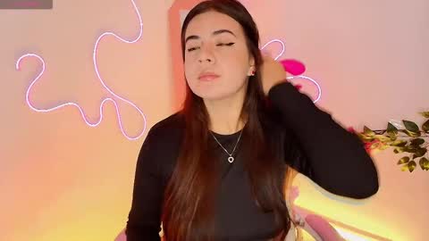 Emma online show from February 6, 11:40 pm