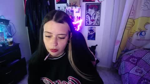 Snapshot of stephani_rousso chatting on September 25, 11:12 pm joha cosmo online show from September 25, 11:12 pm