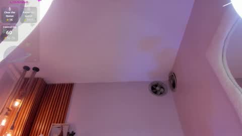 Snapshot of stephania_diamond chatting on September 24, 2:29 am online show from September 24, 2:29 am