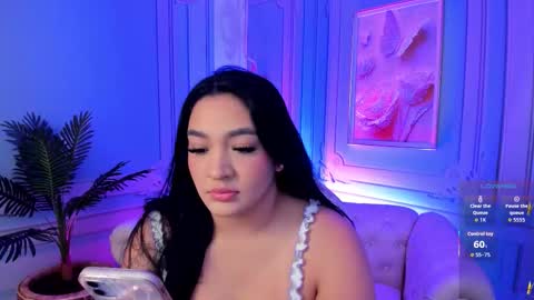 Snapshot of stephania_diamond chatting on October 15, 2:37 am online show from October 15, 2:37 am