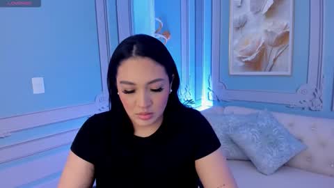 Snapshot of stephania_diamond chatting on October 5, 2:53 am online show from October 5, 2:53 am