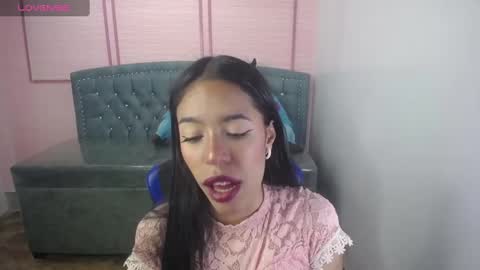 Stephania online show from March 3, 10:28 am