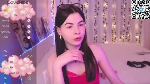 stephanie_diaz online show from February 5, 8:23 pm