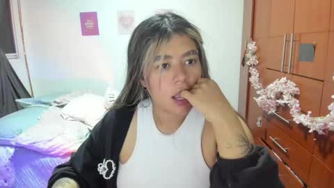 Snapshot of stephanifox chatting on September 30, 2:33 am Stephanie online show from September 30, 2:33 am