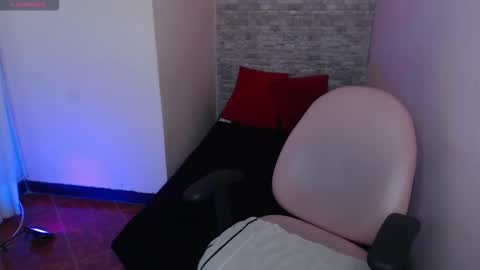 Snapshot of stephany_rodriguez_ chatting on October 11, 2:11 pm stephany_rodriguez_ online show from October 11, 2:11 pm