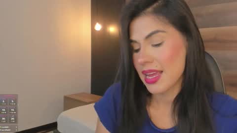 S T E P H A N Y A online show from December 22, 7:53 pm