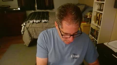 stephenhal9 online show from February 20, 2:33 am