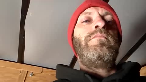 sterng123 online show from December 2, 3:40 am