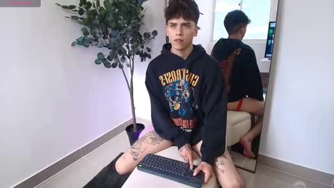 Stev austin  online show from September 16, 8:01 pm