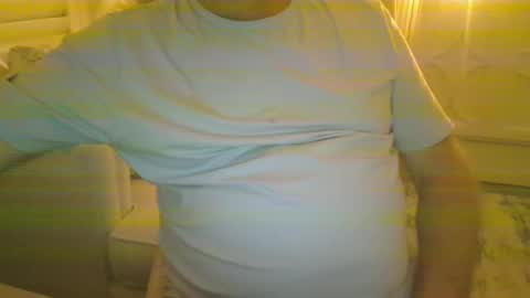 Snapshot of steve093066 chatting on October 6, 12:28 am Steve online show from October 6, 12:28 am