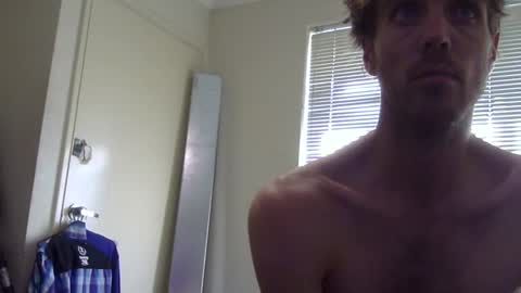 Snapshot of steveaussie chatting on January 14, 12:11 am Australian420 online show from January 14, 12:11 am