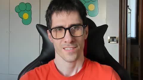 Snapshot of stevex870 chatting on October 10, 2:34 pm Steve online show from October 10, 2:34 pm