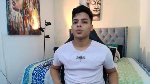 Snapshot of stewart_mateo_ chatting on October 19, 2:49 am stewart online show from October 19, 2:49 am