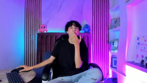 Sthepano  online show from March 27, 3:34 am