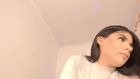 Snapshot of sthepie chatting on October 7, 2:07 am sthepie online show from October 7, 2:07 am