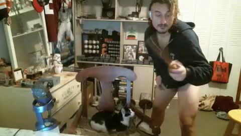 stickey online show from November 11, 3:20 am