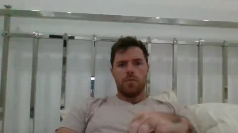 Snapshot of sticky_keyboard1234 chatting on February 25, 10:42 pm Josh online show from February 25, 10:42 pm