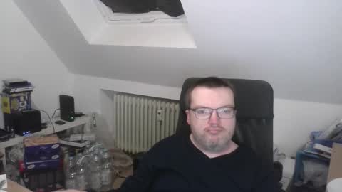 Oliver online show from February 18, 6:24 am