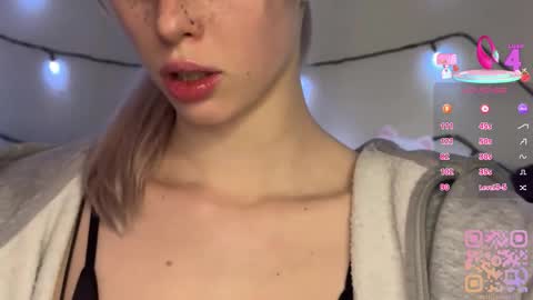 stillsweety online show from March 20, 10:26 pm