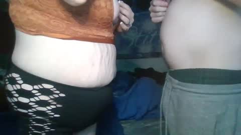 Tasha and Drew online show from March 5, 9:38 am