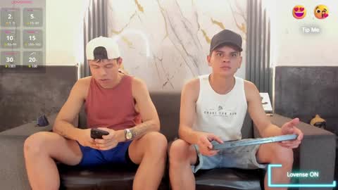 friends online show from April 9, 4:05 am