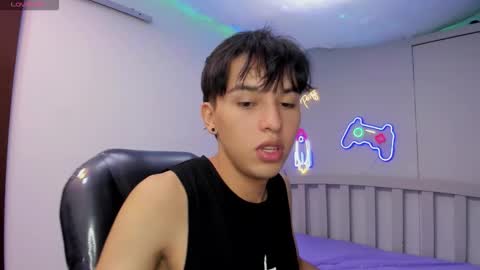 Snapshot of stiwentwink chatting on September 20, 2:42 pm Stiwen online show from September 20, 2:42 pm