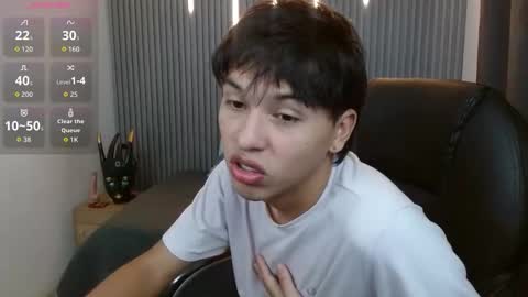 Stiwen online show from March 18, 9:42 pm