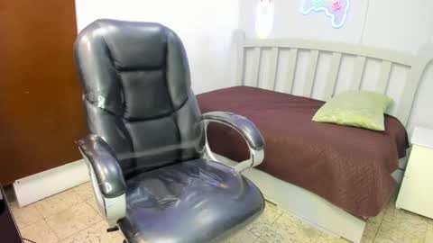 Snapshot of stiwentwink chatting on September 26, 4:48 pm Stiwen online show from September 26, 4:48 pm