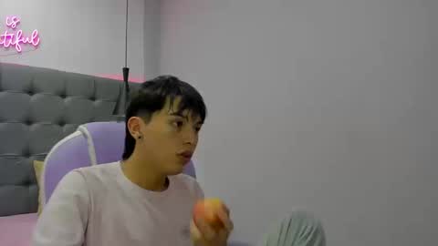 Snapshot of stiwentwink chatting on September 23, 4:34 pm Stiwen online show from September 23, 4:34 pm