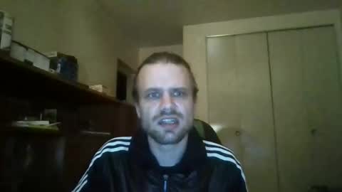 stockingsnfeet online show from April 22, 1:57 am