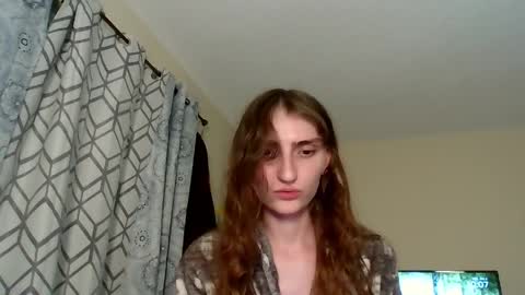 stonedtranny69 online show from April 9, 4:16 am