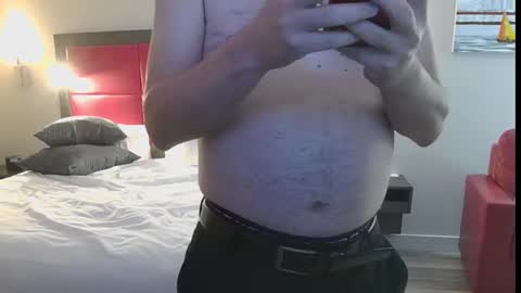 Snapshot of stoppyfrenchy chatting on October 22, 12:58 am Stoppy4321 online show from October 22, 12:58 am