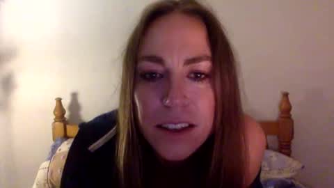 Stormy Reeves online show from December 17, 2:07 am