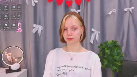 Luna online show from February 16, 1:31 pm