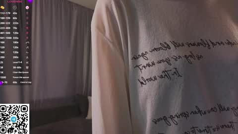 Luna online show from April 4, 1:07 pm