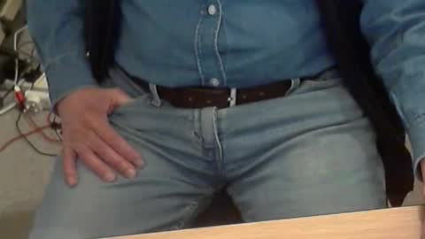 Dave online show from March 22, 7:40 pm