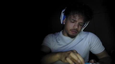 Snapshot of str8dj chatting on October 1, 8:13 am Dj online show from October 1, 8:13 am